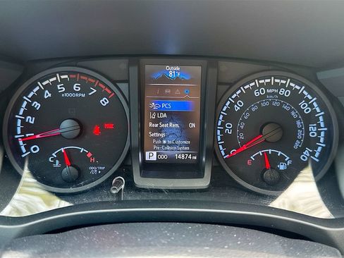 Used 2023 Toyota Tacoma SR w/ SR Convenience Package RWD image 13