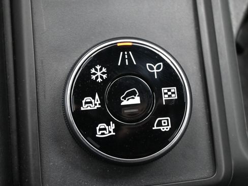 Certified 2024 Nissan Pathfinder S image 20