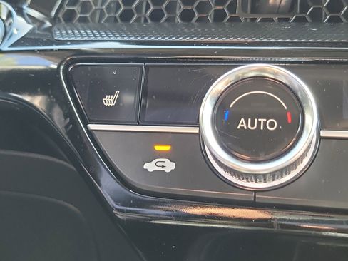 Used 2025 Honda CR-V EX-L image 29