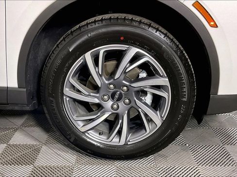 Used 2026 Lincoln Corsair Premiere FWD image 10