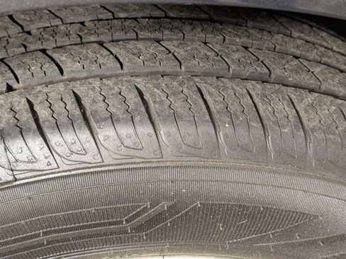 Used 2020 Chevrolet Equinox LS image 9