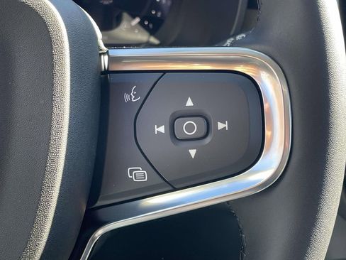 New 2026 Volvo XC40 B4 Core w/ Climate Package image 11