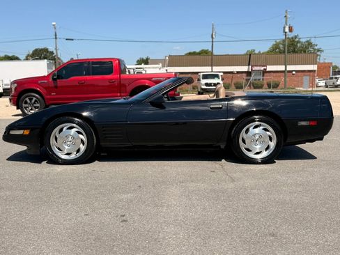 Used 1994 Chevrolet Corvette Convertible RWD image 5