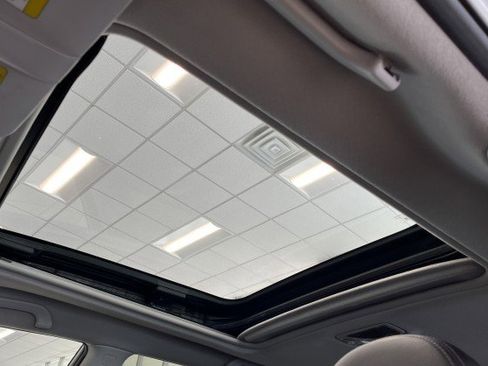 Used 2010 Subaru Forester 2.5X Limited image 27