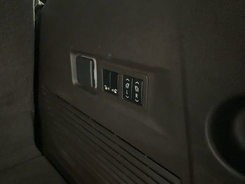 Certified 2021 Chevrolet Tahoe LT w/ LT Signature Package image 40