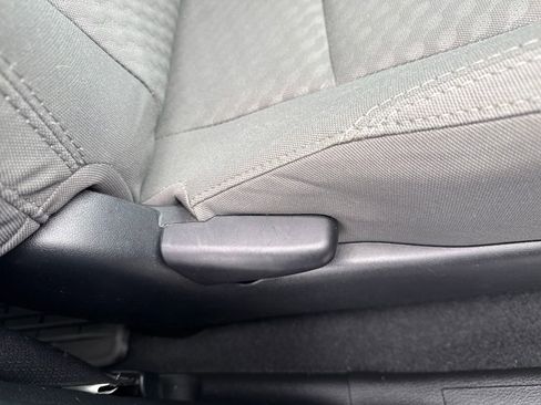 Used 2023 Toyota Tacoma SR image 15