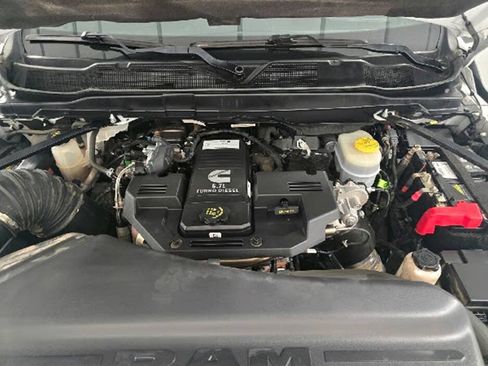 Used 2023 RAM 2500 Laramie AWD/4WD image 17