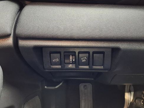 Certified 2025 Subaru Outback Premium image 8