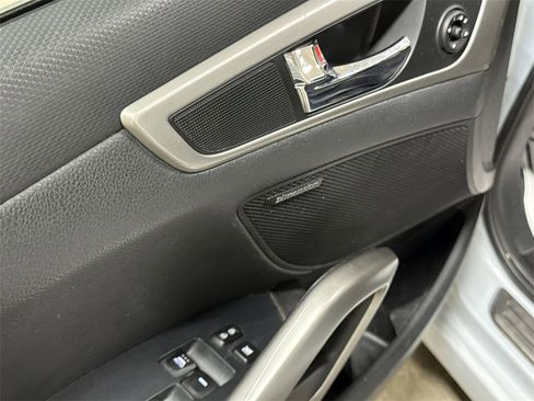 Used 2014 Hyundai Veloster RE:FLEX Edition image 20