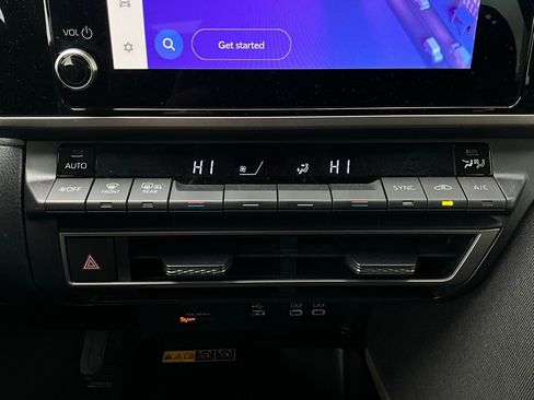 Used 2025 Toyota Camry LE image 26