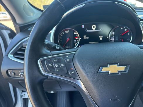 Used 2024 Chevrolet Malibu LT FWD image 16