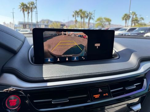 Used 2023 Acura MDX FWD w/ Technology Package image 10