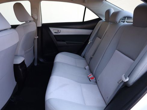 Used 2014 Toyota Corolla LE FWD image 22