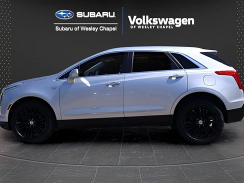 Used 2018 Cadillac XT5 Premium Luxury FWD image 5