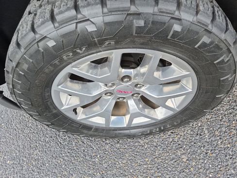 Used 2018 GMC Sierra 1500 SLT w/ Texas SLT Premium Package image 24