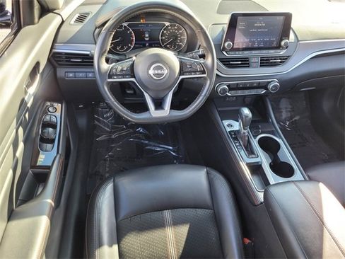 Used 2024 Nissan Altima 2.5 SR image 6