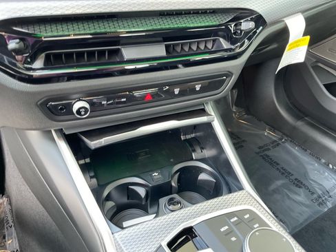 Used 2026 BMW 330i Sedan w/ Premium Package RWD image 17