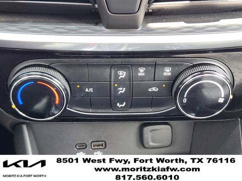 Used 2024 Buick Encore GX Sport Touring FWD image 18