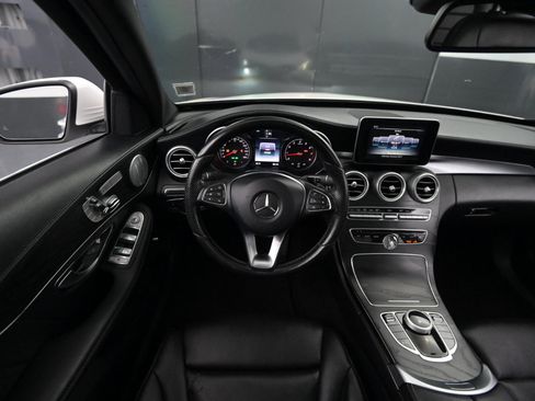 Used 2017 Mercedes-Benz C 300 4MATIC Sedan image 22