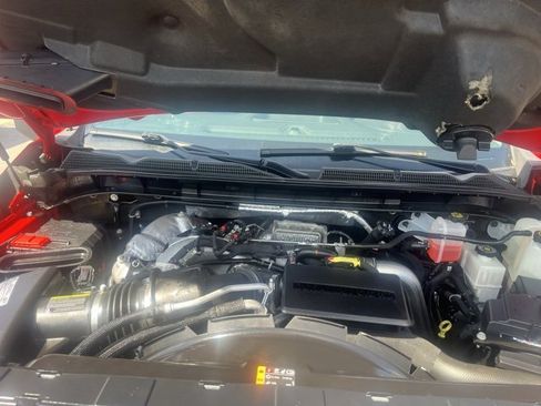 Used 2021 GMC Sierra 2500 SLE w/ SLE Value Package; image 12