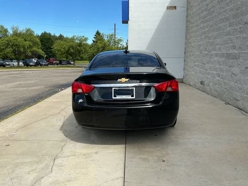 Used 2018 Chevrolet Impala LS FWD image 9