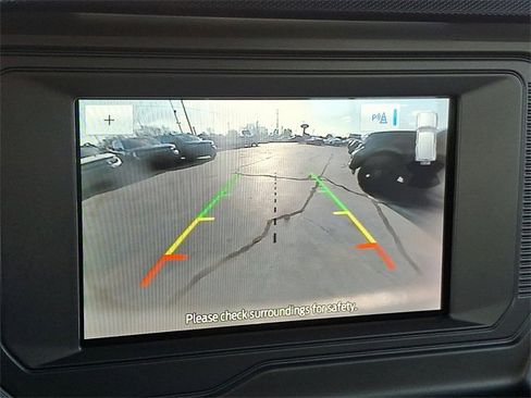 Used 2022 Ford Bronco Outer Banks image 17