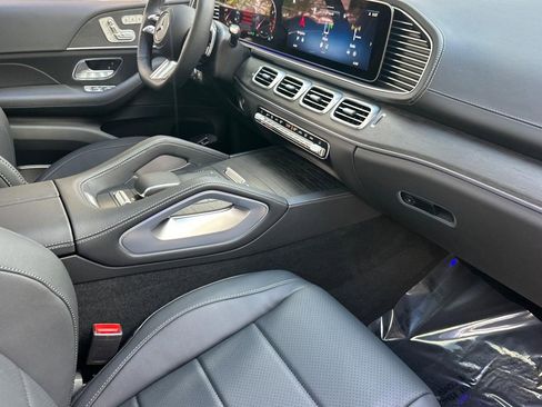 New 2026 Mercedes-Benz GLS 450 4MATIC image 27