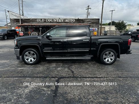 Used 2018 GMC Sierra 1500 SLT image 1