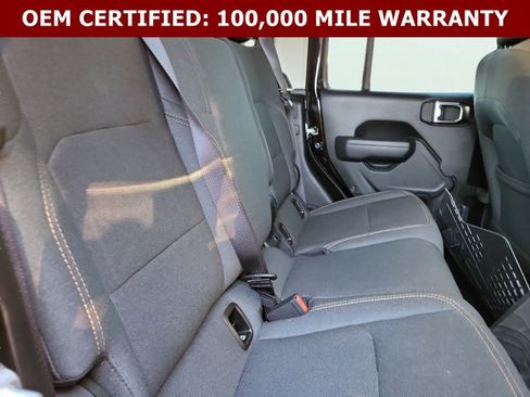 Certified 2025 Jeep Gladiator Sport AWD/4WD image 18