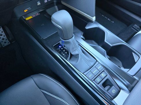 Certified 2026 Toyota Camry SE FWD image 37