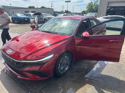 Used 2024 Hyundai Elantra SEL