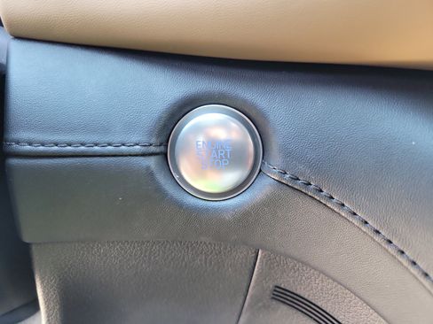 Used 2021 Hyundai Santa Fe Calligraphy AWD/4WD image 33
