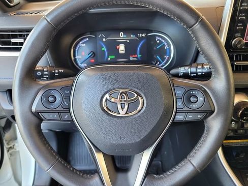 Used 2021 Toyota RAV4 XSE AWD/4WD image 28