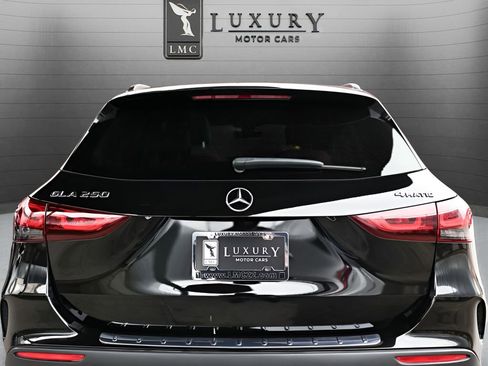 Used 2023 Mercedes-Benz GLA 250 4MATIC image 18