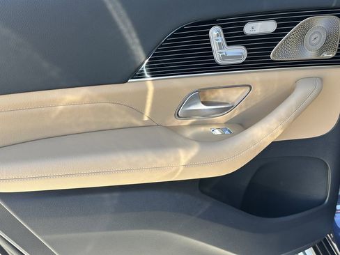 New 2026 Mercedes-Benz GLS 450 4MATIC image 25