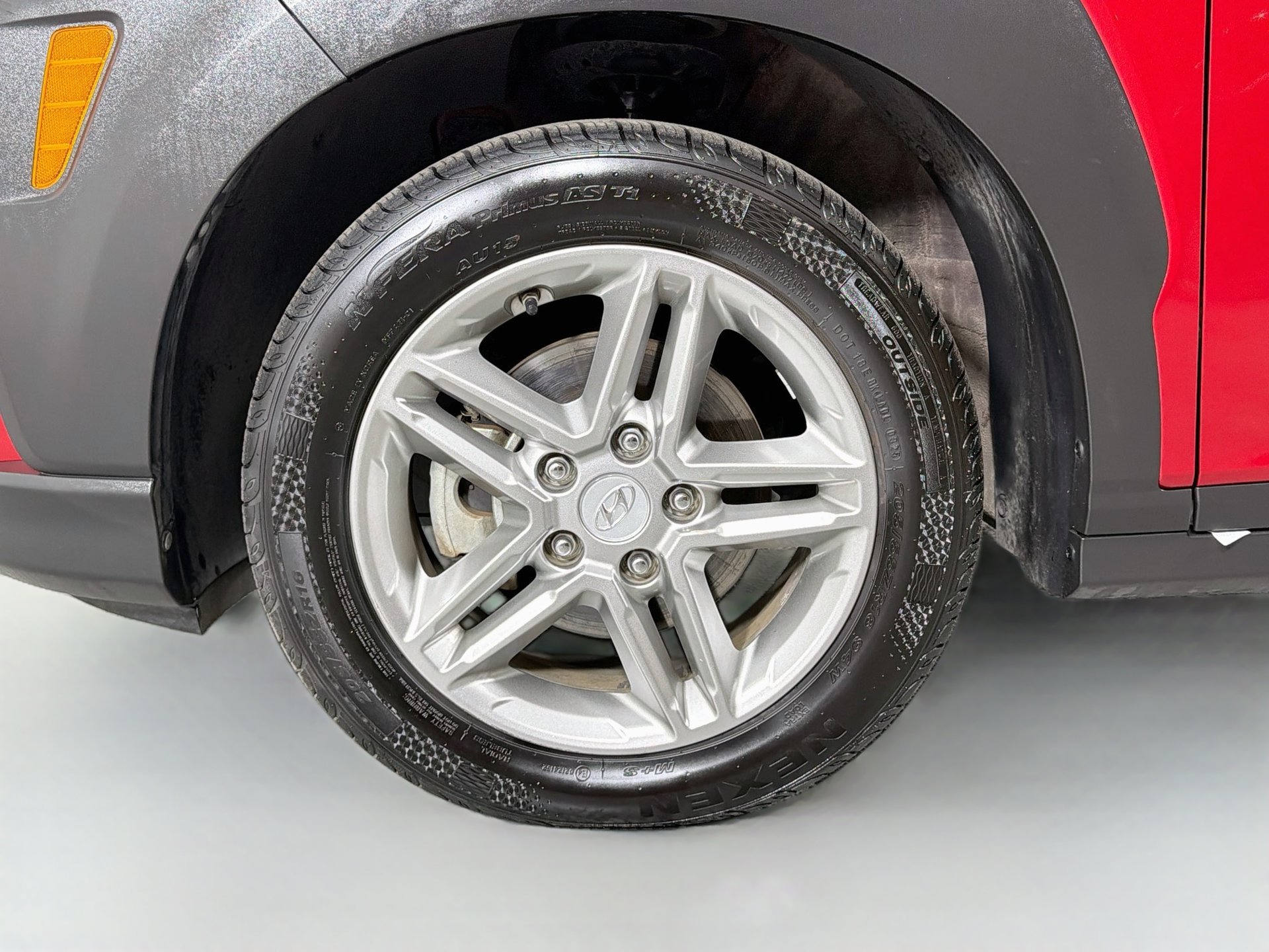 Used 2019 Hyundai Kona SE FWD image 28