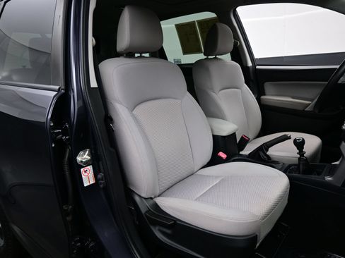 Used 2018 Subaru Forester 2.5i Premium AWD/4WD image 14