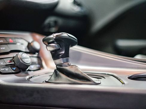 Used 2023 Dodge Challenger SXT image 17