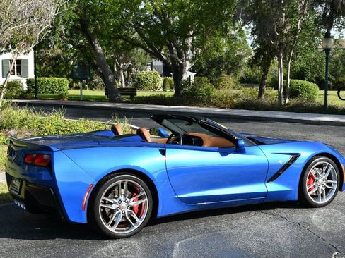 Used 2014 Chevrolet Corvette Stingray Convertible w/ 3LT Preferred Equipment Group RWD image 6