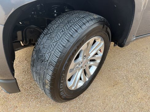 Used 2016 GMC Canyon SLT w/ Driver Alert Package image 11