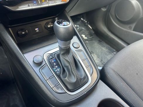 Used 2022 Hyundai Kona SEL w/ Cargo Package image 21