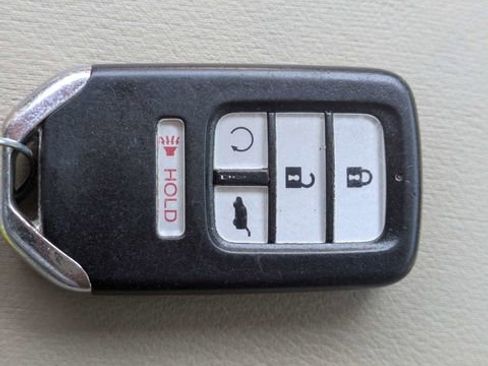 Used 2018 Honda CR-V Touring image 35