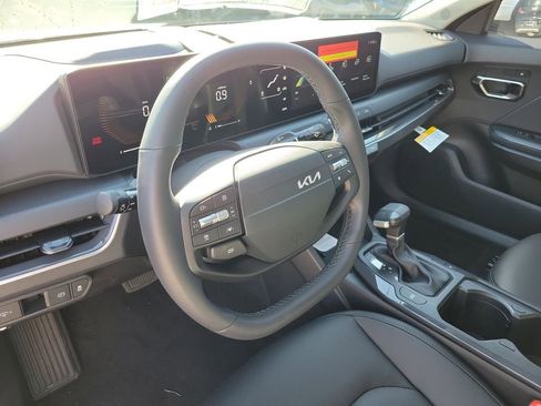 New 2026 Kia K4 EX image 22