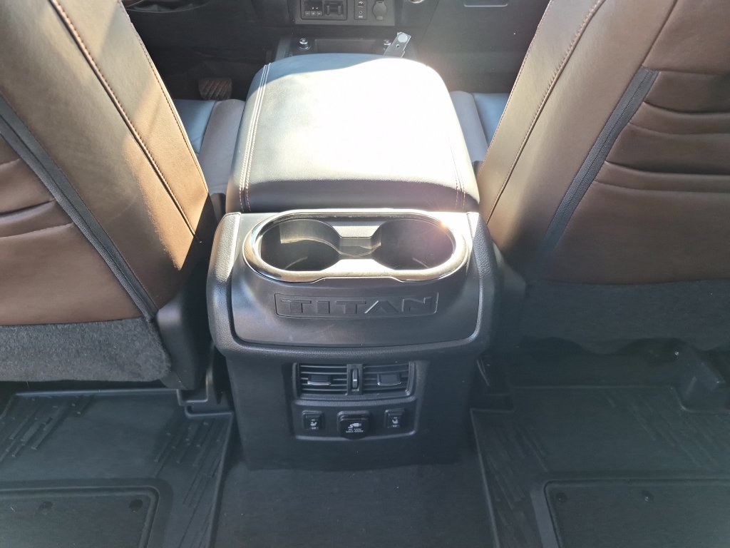 Used 2016 Nissan Titan Platinum Reserve RWD image 29