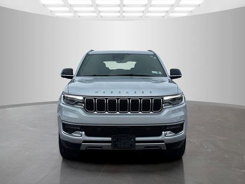 Used 2024 Jeep Wagoneer Series III image 2