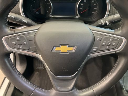 Used 2018 Chevrolet Malibu LT image 14