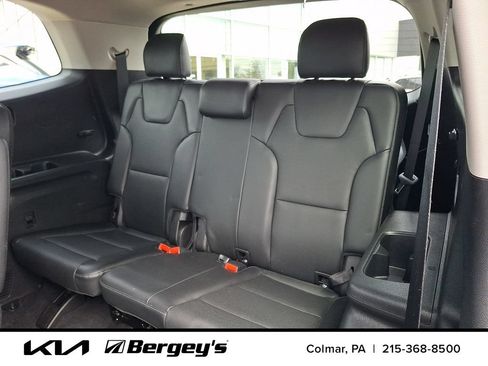 Used 2020 Kia Telluride EX w/ EX Premium Package AWD/4WD image 13