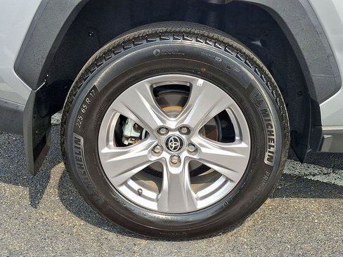 Certified 2025 Toyota RAV4 XLE w/ Convenience Package AWD/4WD image 5