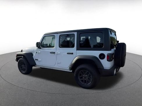 Used 2025 Jeep Wrangler Unlimited Sport AWD/4WD image 10