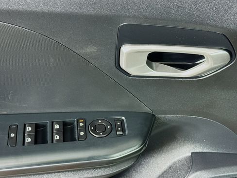 Used 2026 Kia K4 FWD image 40